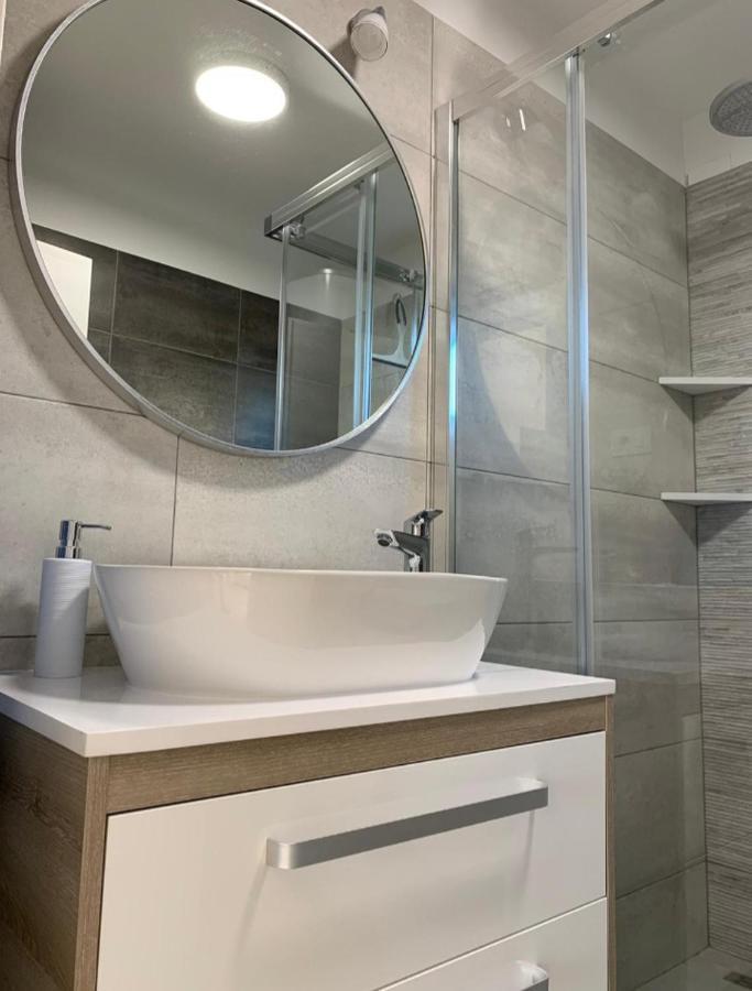 Apartment Salov Trogir Oda fotoğraf