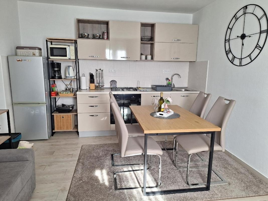 Apartment Salov Trogir Oda fotoğraf